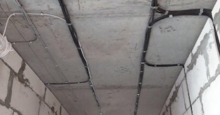 Прокладка электропроводки в коробах от ЭлектроДбр в Добрянке - от 1573 рублей